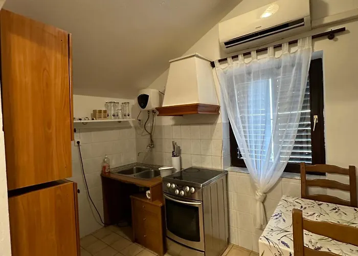 Apartments Cunski
