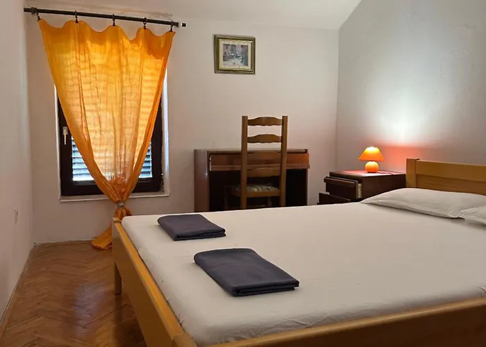 Apartments Cunski * Cunski