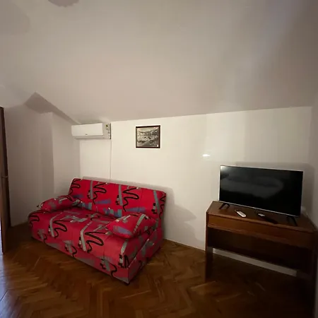 Apartments Cunski Apartamento *